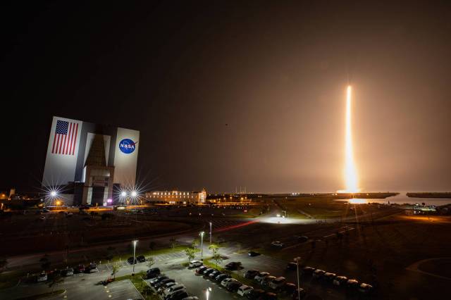 A SpaceX Falcon 9 rocket soars upward after liftoff from the launch pad at Launch Complex 39A at NASA’s Kennedy Space Center in Florida at 1 a.m. EST on Thursday, Dec. 9, 2021. 