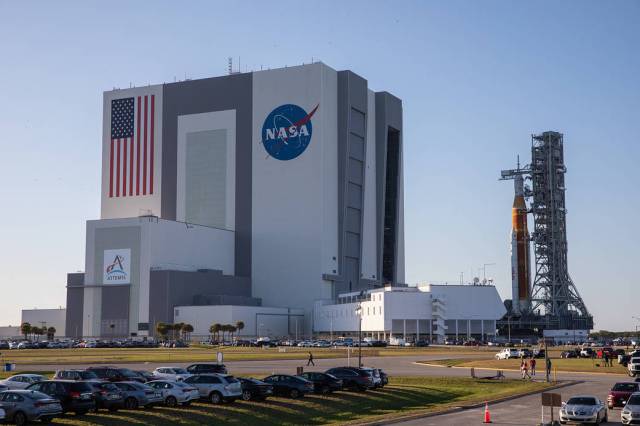NASA’s Moon rocket is on the move at the agency’s Kennedy Space Center in Florida, rolling out of the Vehicle Assembly Building for a 4.2-mile journey to Launch Complex 39B.