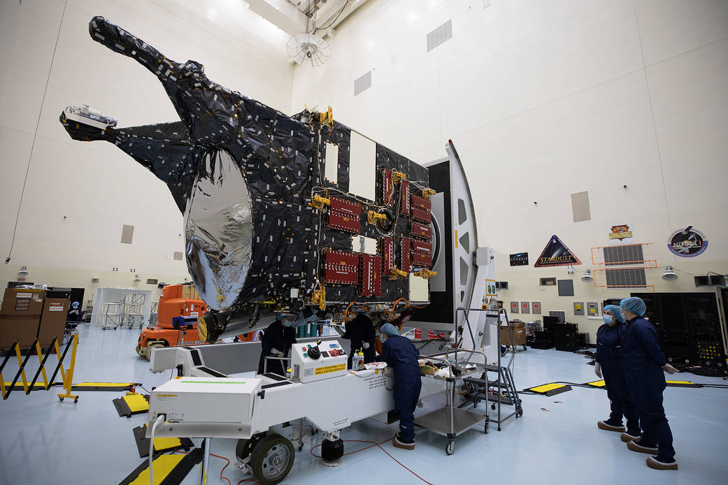 NASA's Psyche spacecraft undergoes prelaunch processing inside the Payload Hazardous Servicing Facility at Kennedy Space Center.