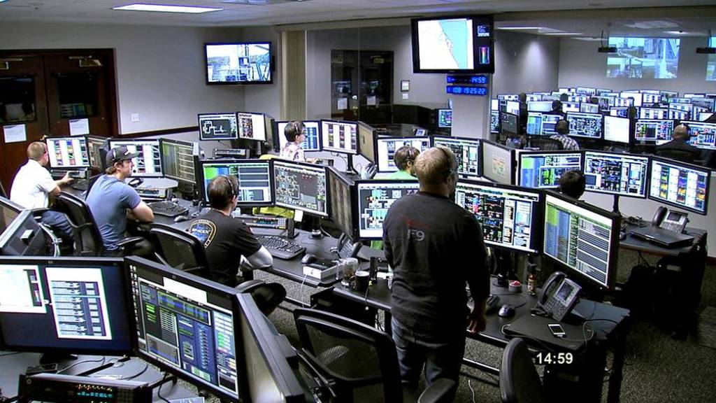 Launch Control Engineers Follow Countdown