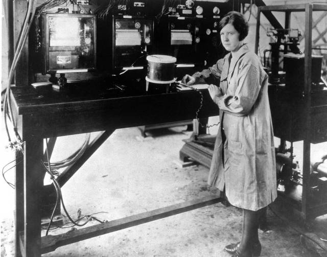 Pearl Young at work in aeronautics research facility, 1929