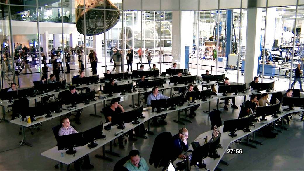SpaceX Engineers Follow Countdown