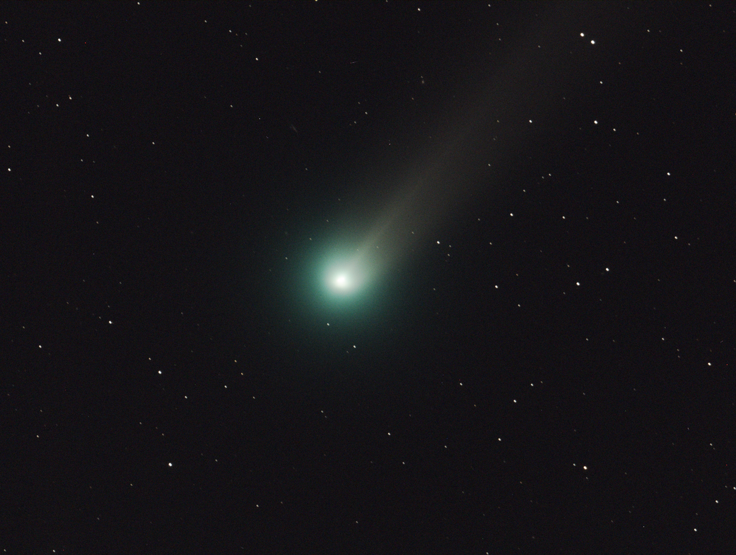 Comet Lovejoy near the Big Dipper