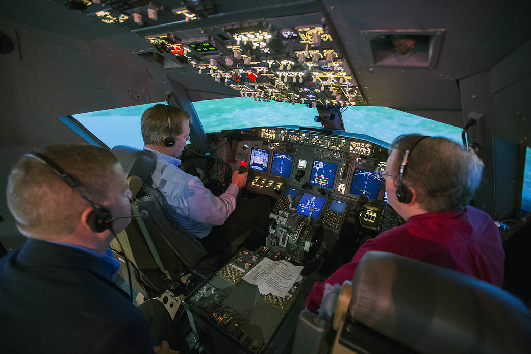 United Airlines officials see aircraft stall and upset recovery simulations in NASA's Integration Flight Deck simulator