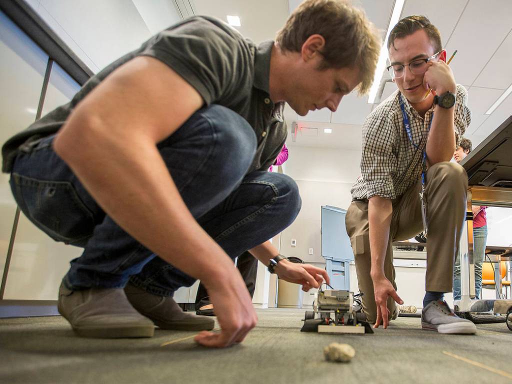 Community College Students Rev Up Rovers at NASA Langley