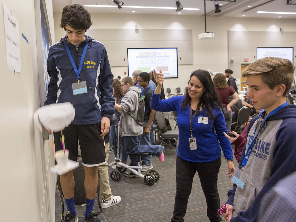 NASA Langley Engineer Debbie Martinez coaches students at Engineering Career Days 2018.