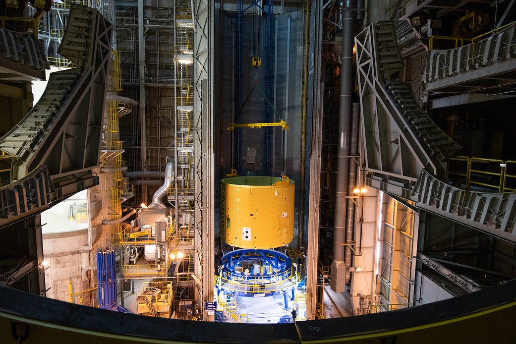 Lifting the intertank for NASA's deep space rocket.