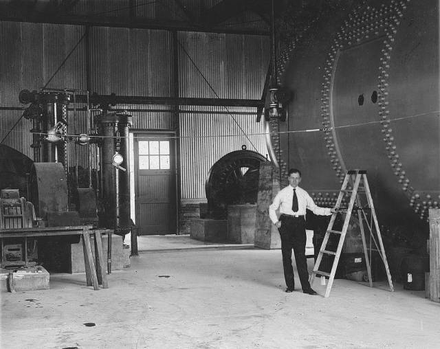 Max Munk with the NACA Variable Density Tunnel in 1922