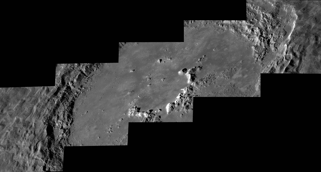 Hokusai crater