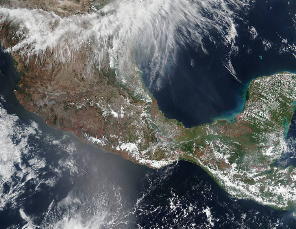 Hundreds of Fires Overtake Central America