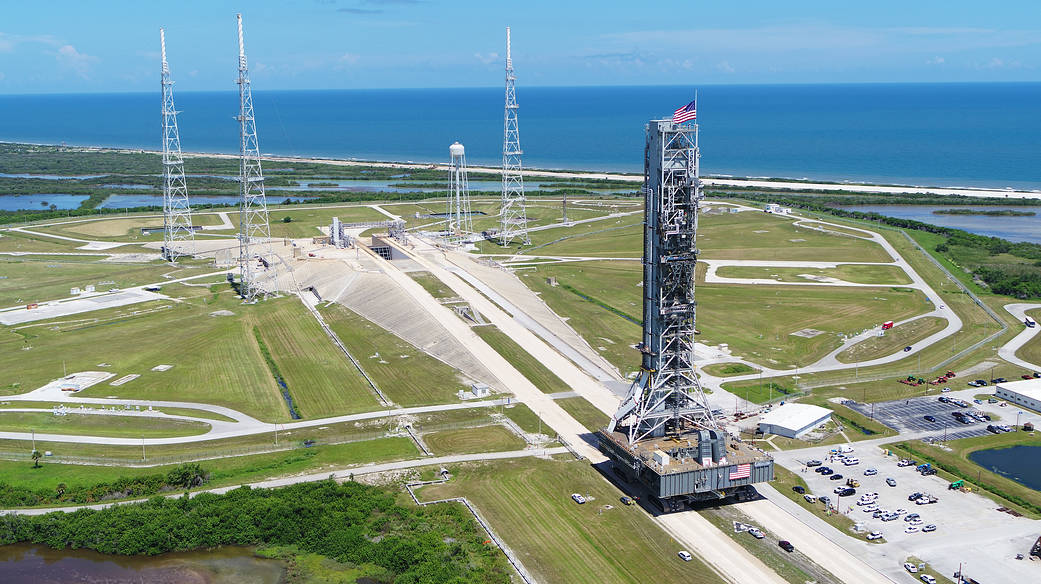 NASA's mobile launcher atop crawler-transporter 2 arrives at Launch Pad 39B on Aug. 31, 2018, at Kennedy Space Center in Florida