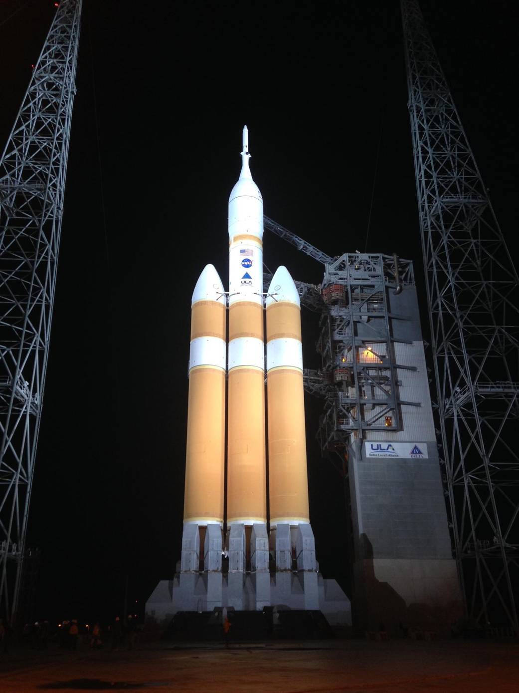 Gantry Roll Back for Orion Flight Test