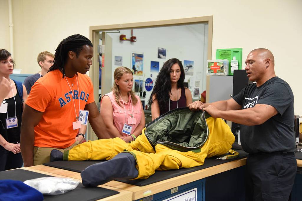 Students to Study Earth from Three NASA Flying Laboratories
