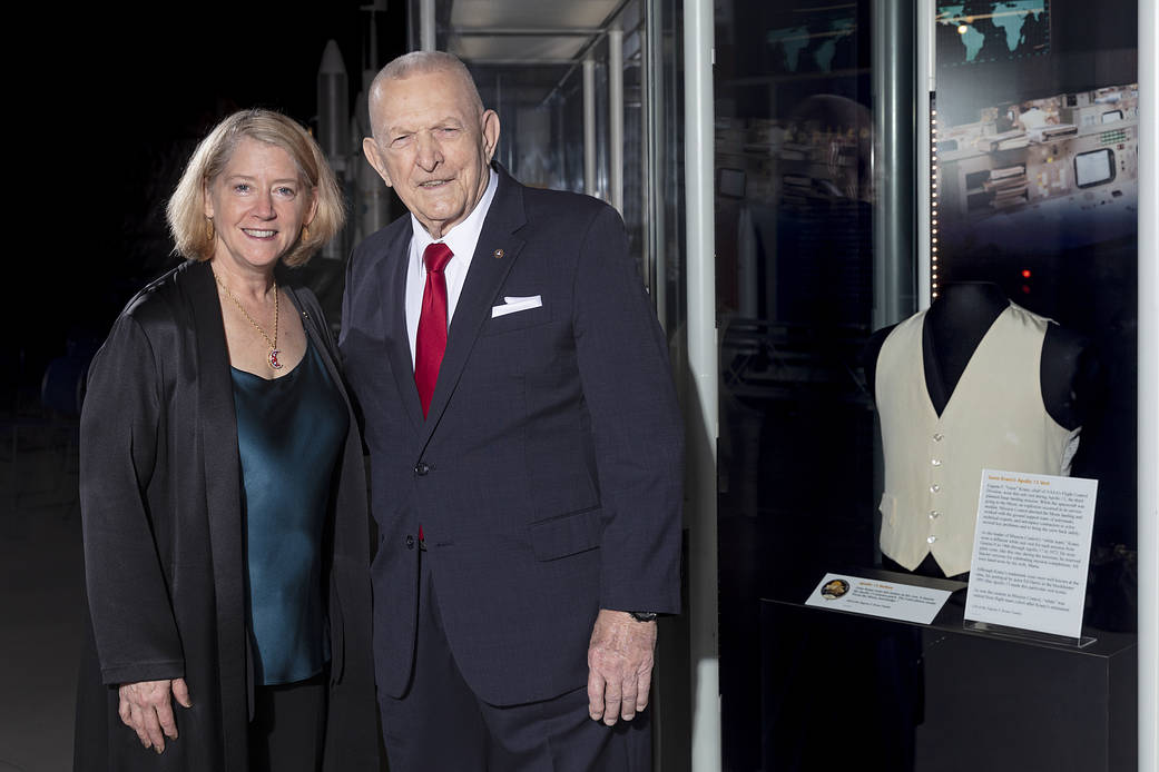 Pam Melroy and Gene Kranz