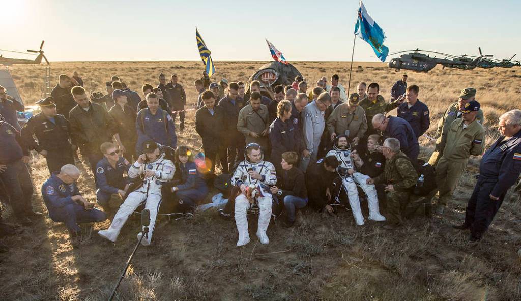 Expedition 48 Crew Lands Safely on Earth