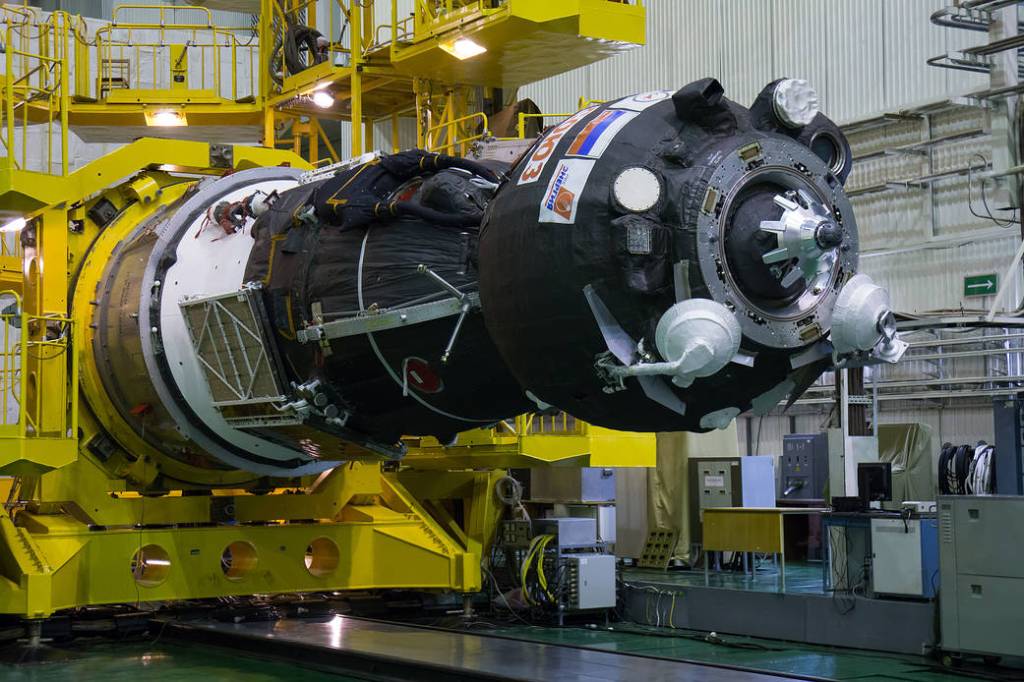 The Soyuz MS-02 Spacecraft is Prepared for Encapsulation