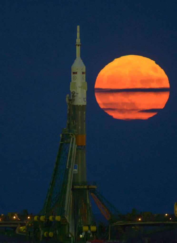Supermoon Rises Behind Soyuz Rocket