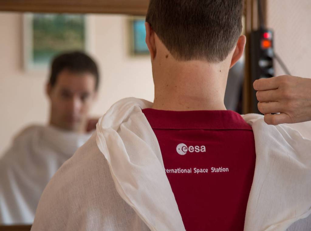 Astronaut Thomas Pesquet Gets a Haircut