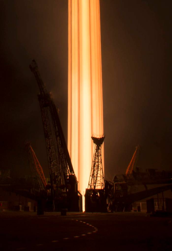 Expedition 50 Crew Launches to ISS
