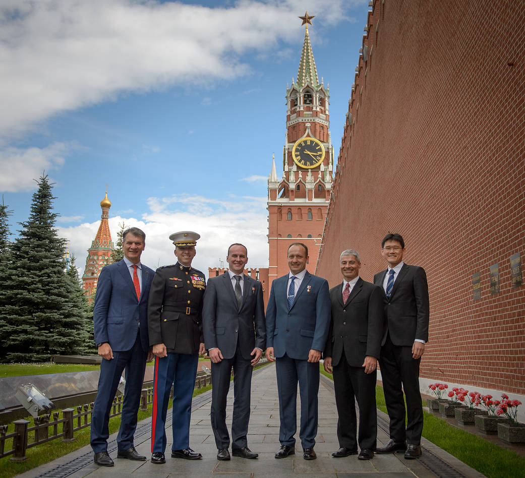 Expedition 52-53 Prime and Backup Crew Members