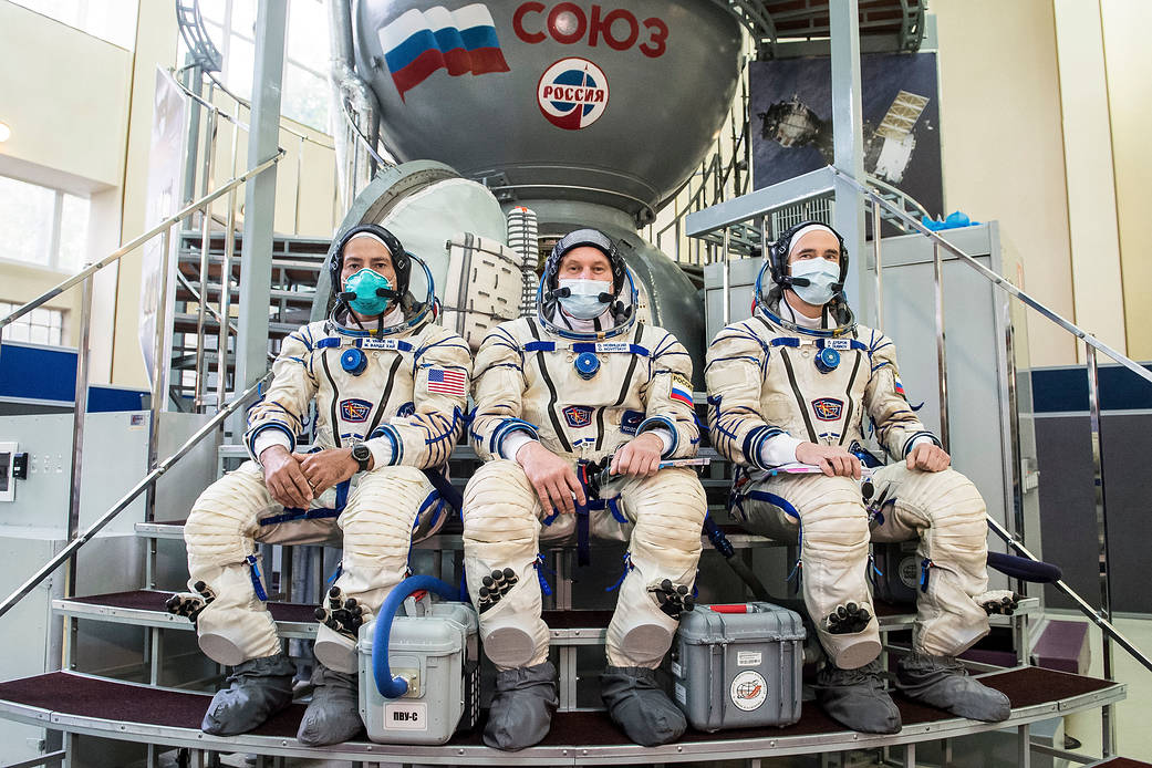 Expedition 64 backup crew members during Soyuz qualification exams