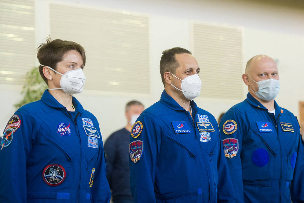 Expedition 65 backup crew members arrive for Soyuz qualification exams