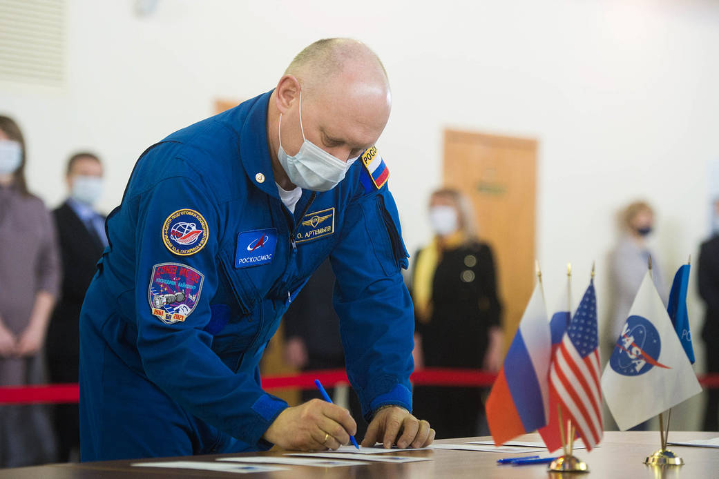 Expedition 65 backup crew member Oleg Artemyev of Roscosmos