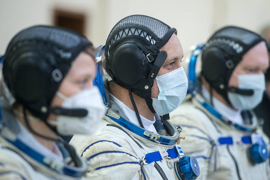 Expedition 65 backup crew members arrive for Soyuz qualification exams