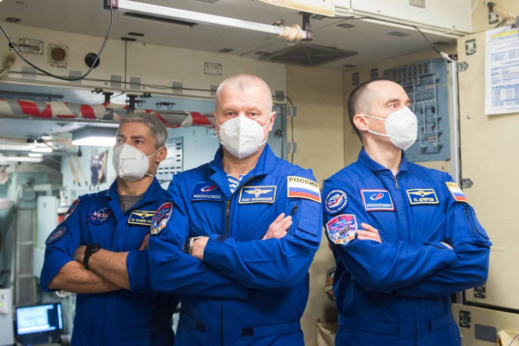 Expedition 65 crew members during Soyuz qualification exams