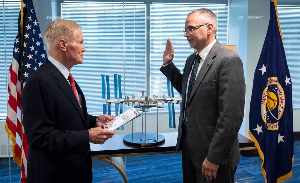 NASA Administrator Swears in James Free as Head of Exploration Systems