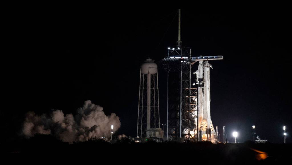 Static fire test of the SpaceX Falcon 9 rocket