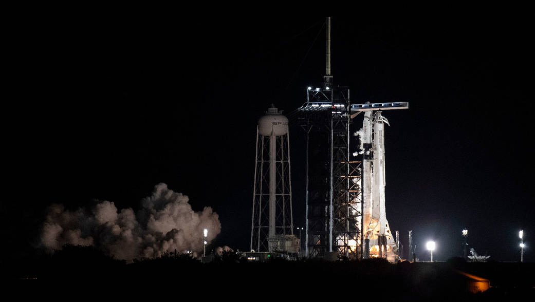 Static fire test of the SpaceX Falcon 9 rocket
