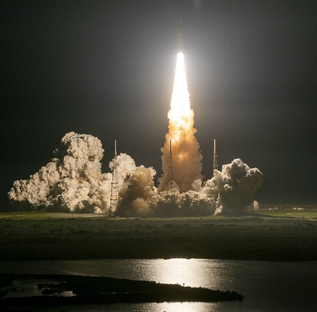 NASA’s Space Launch System rocket carrying the Orion spacecraft launches on the Artemis I flight test, Wednesday, Nov. 16, 2022.