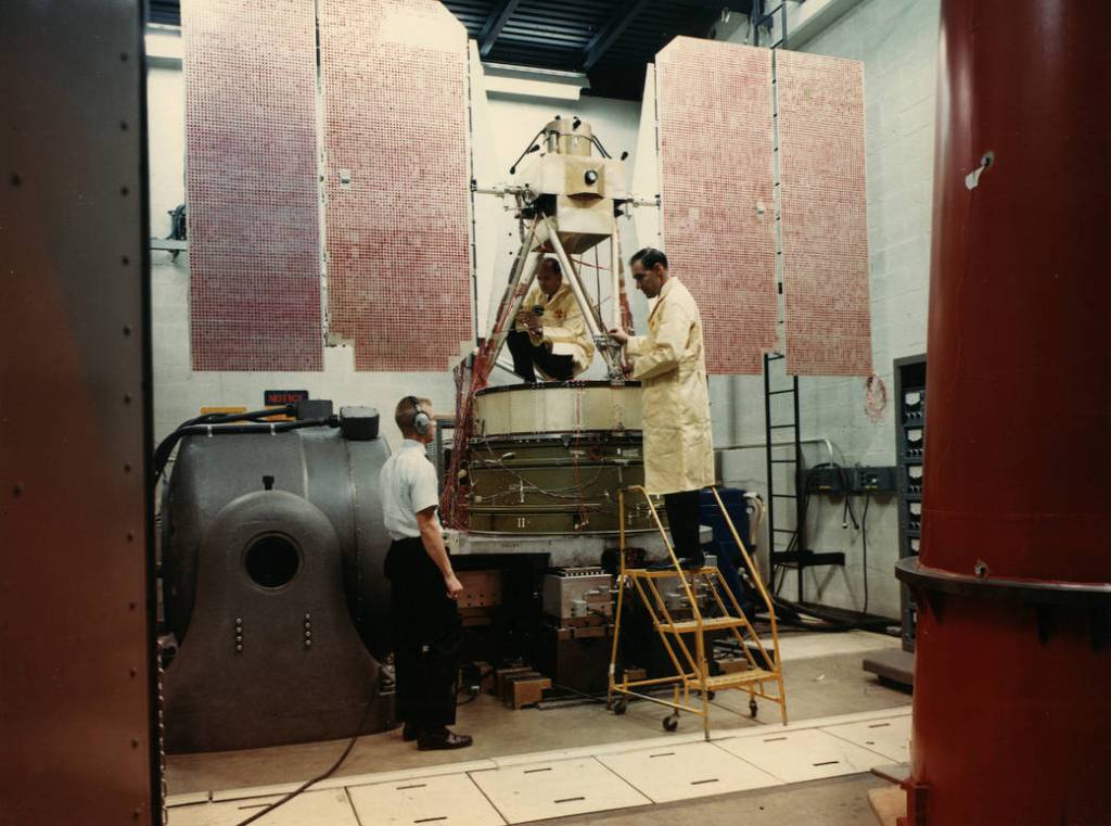 March 1962 – First Antenna for the Satellite Tracking and Data Acquisition Network (STADAN) Declared Operational