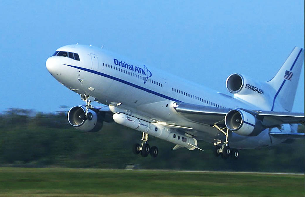 L-1011 Stargazer Takes Off with CYGNSS, Pegasus XL Rocket