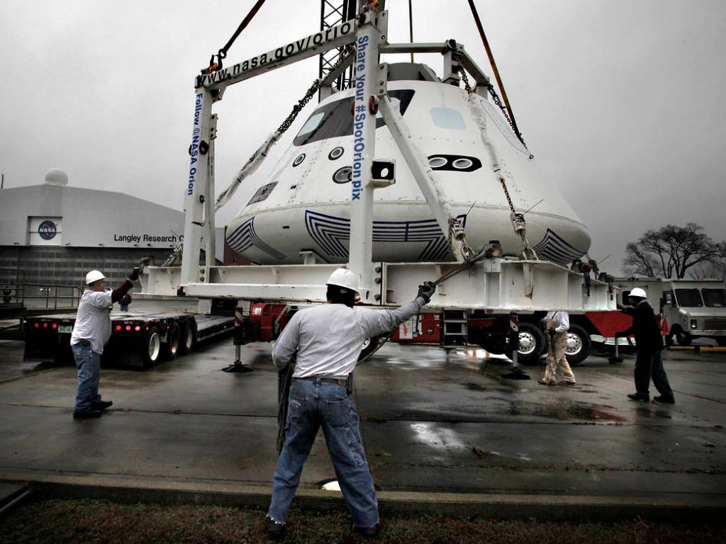 NASA’s Orion Spacecraft Heads Cross Country