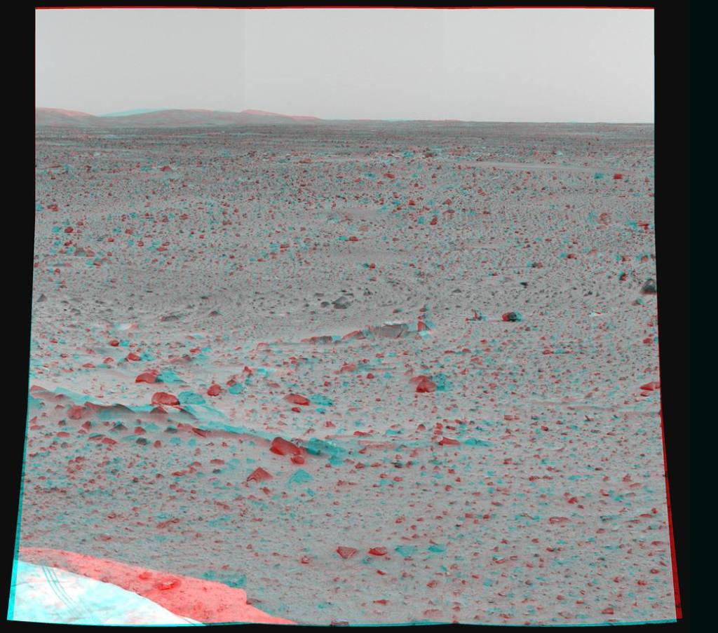 3D Image of Spirit’s First Color Photos of Mars