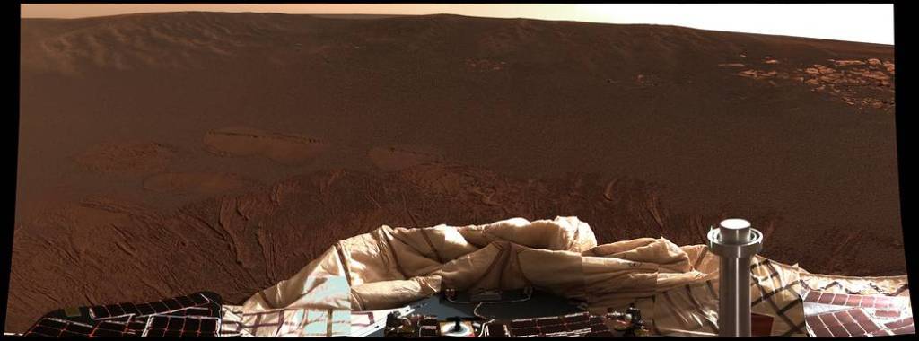 Postcard from a Martian Crater
