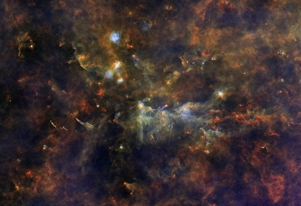 The Little Fox and the Giant Stars