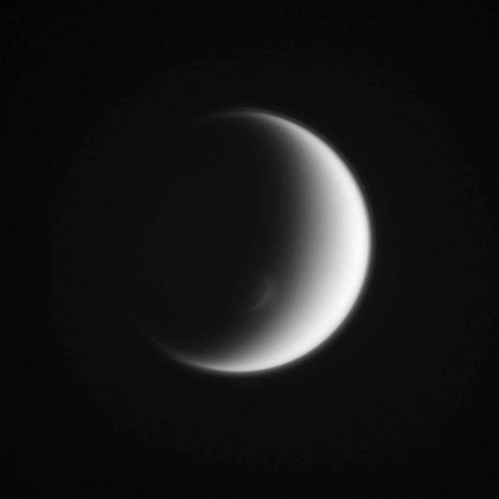 Titan's crescents