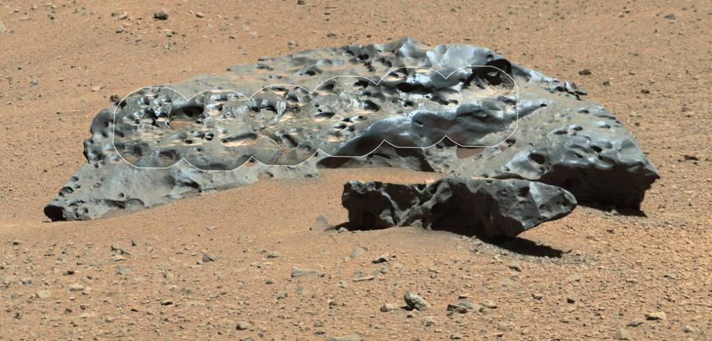 Curiosity Finds Iron Meteorite on Mars