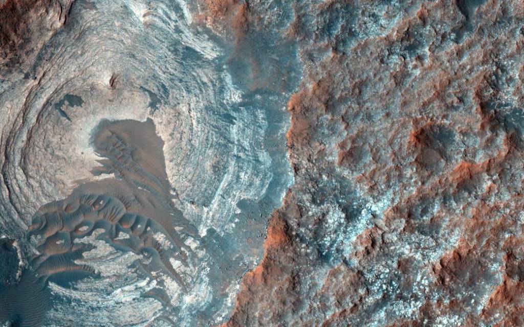 Layers and Dark Dunes on the Surface of Mars