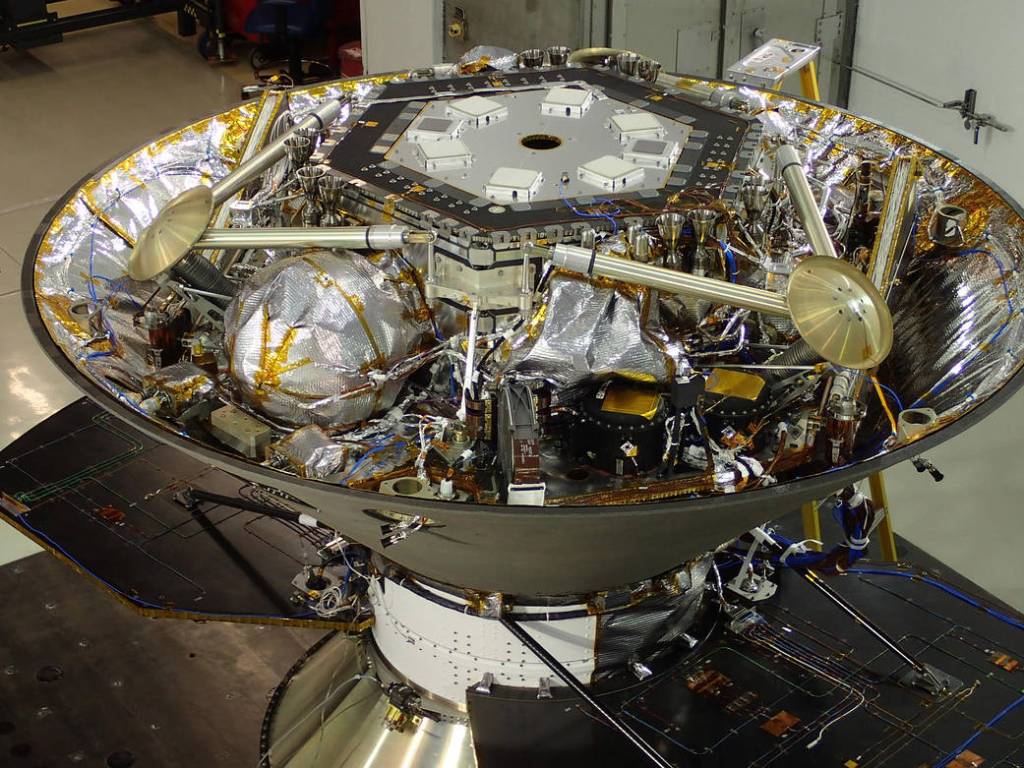 NASA’s InSight Lander in Spacecraft’s Back Shell