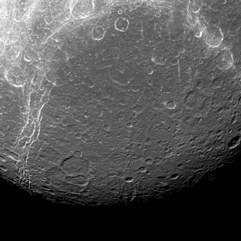 A Moon’s Contrasts