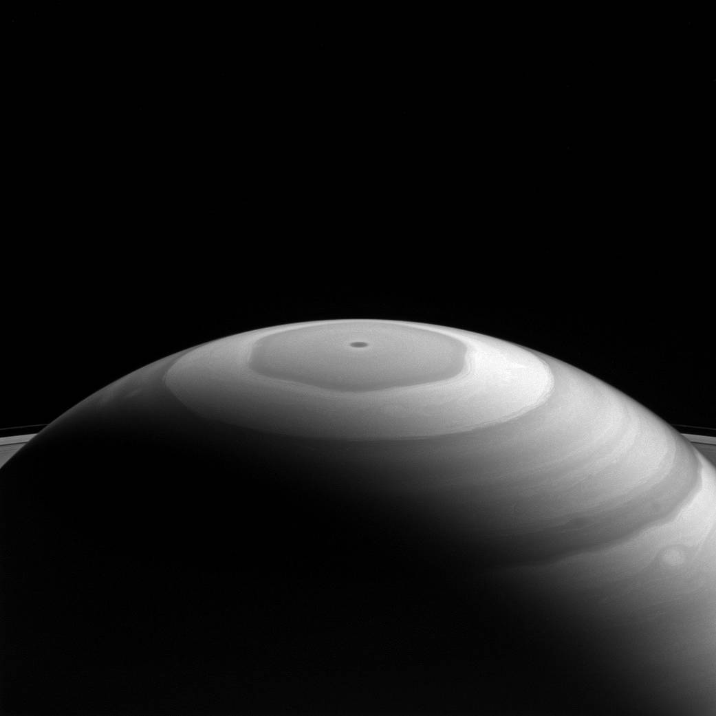 Saturn's north polar region 