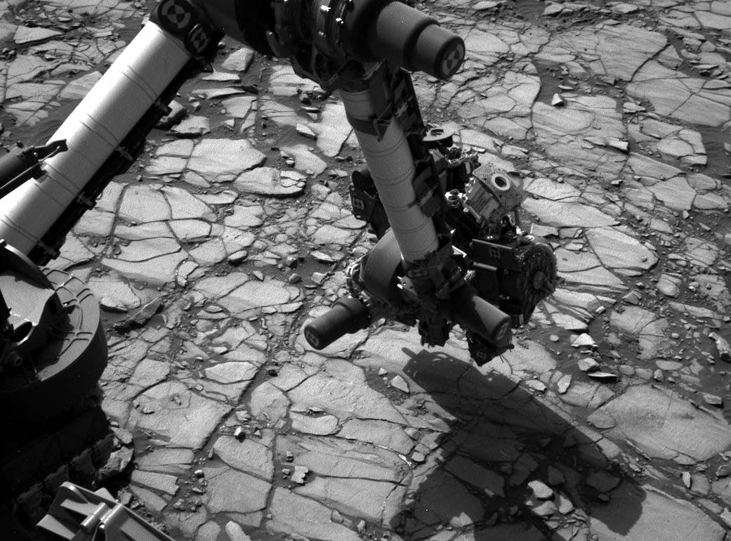 Curiosity's arm over 'Marimba' target 