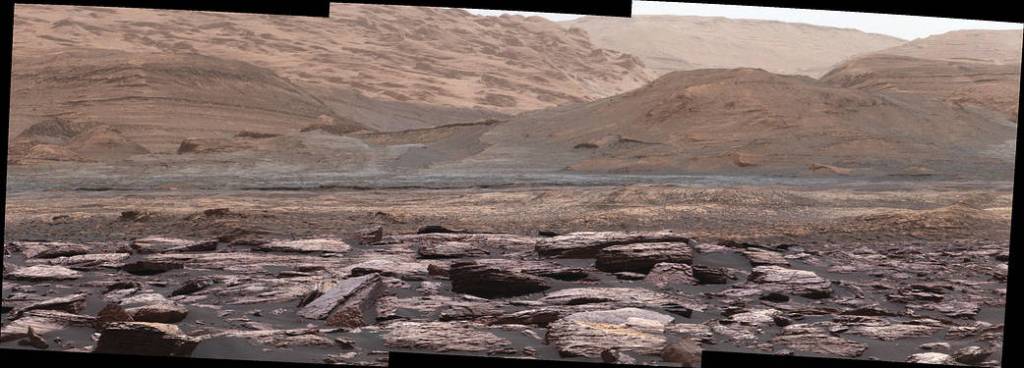 Color Variations on Mount Sharp, Mars