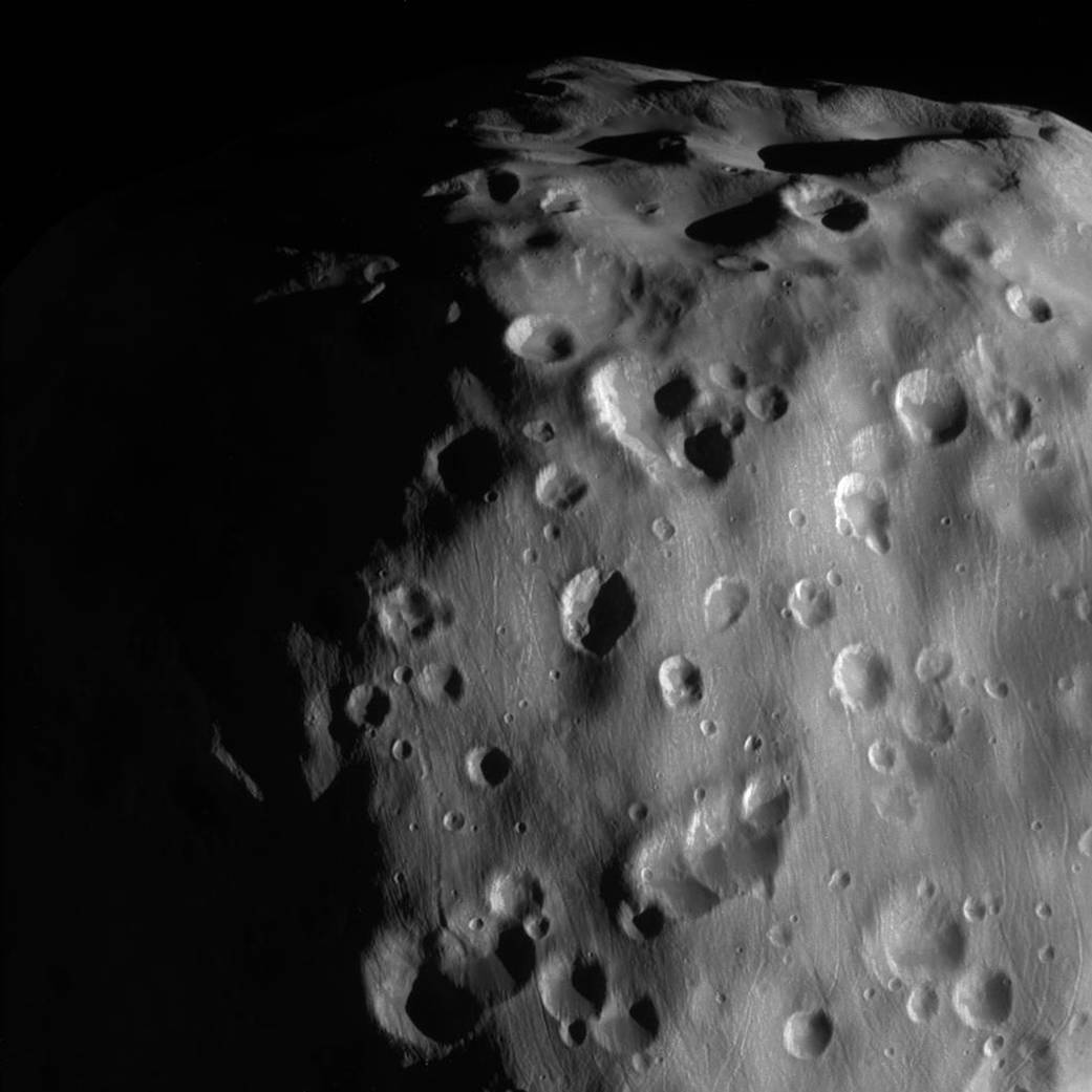 Zoom-in on Epimetheus