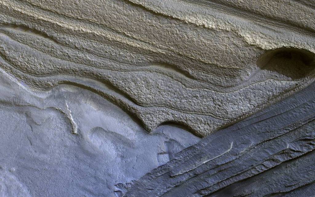 North Polar Layers