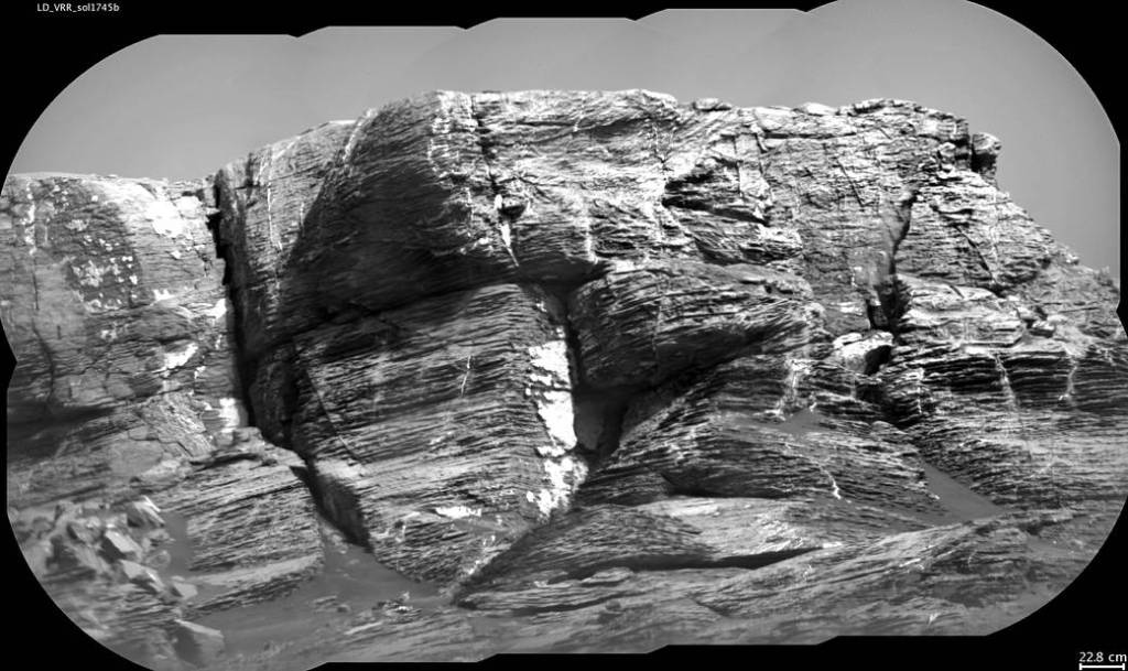 Micro-imager View: Layers in ‘Vera Rubin Ridge,’ Mars